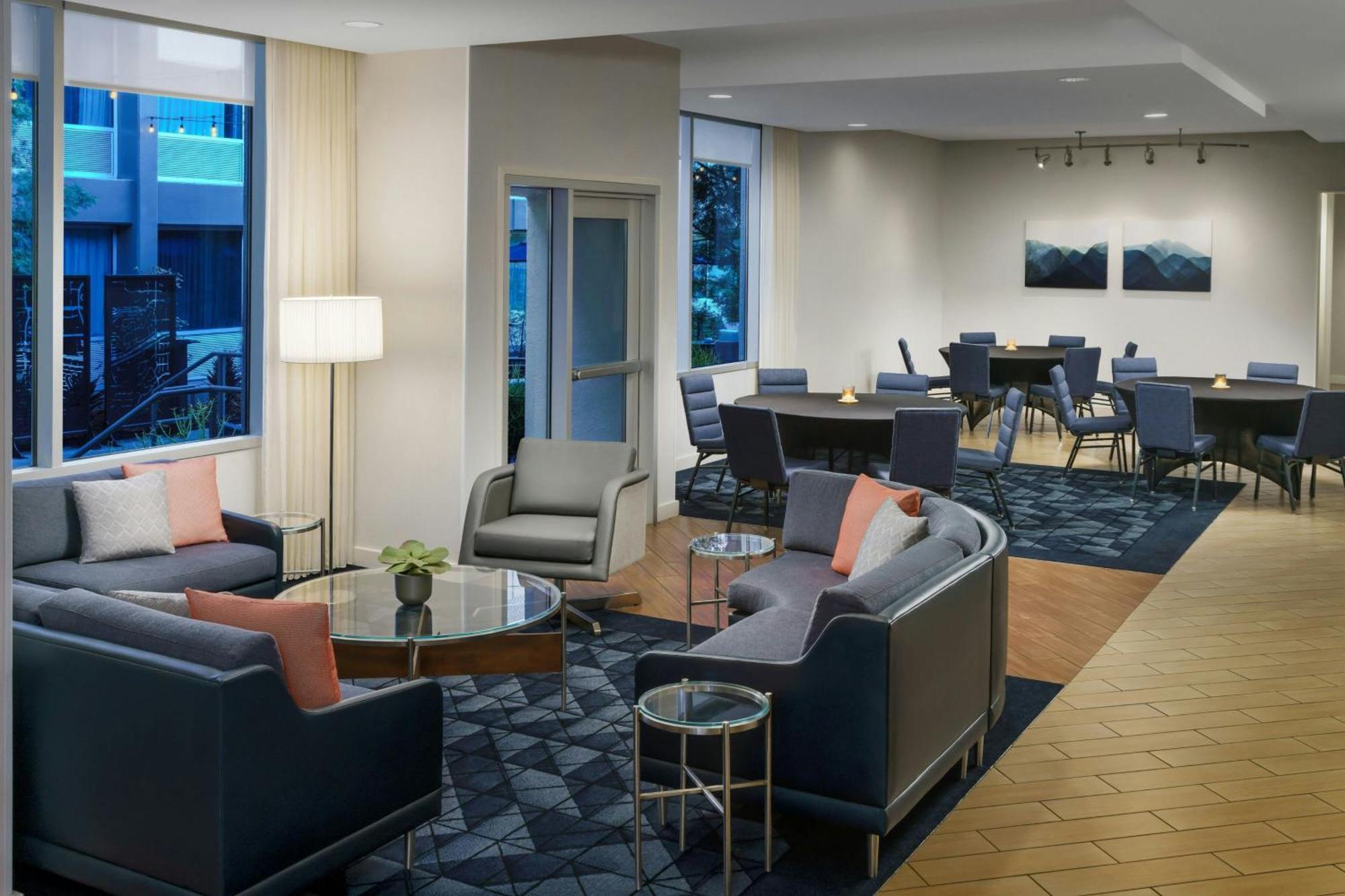 Courtyard By Marriott Los Angeles Woodland Hills Exteriör bild